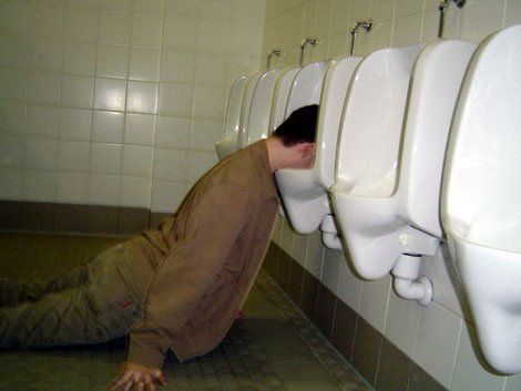 drunk-dude-in-urinal.jpg