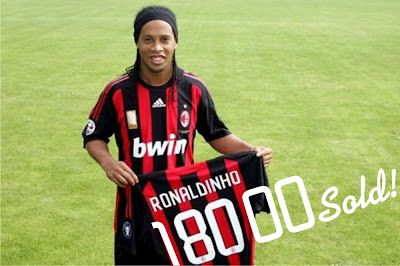 Ronaldinho+18000.jpg