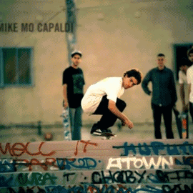 14.-When-this-skateboarder....gif