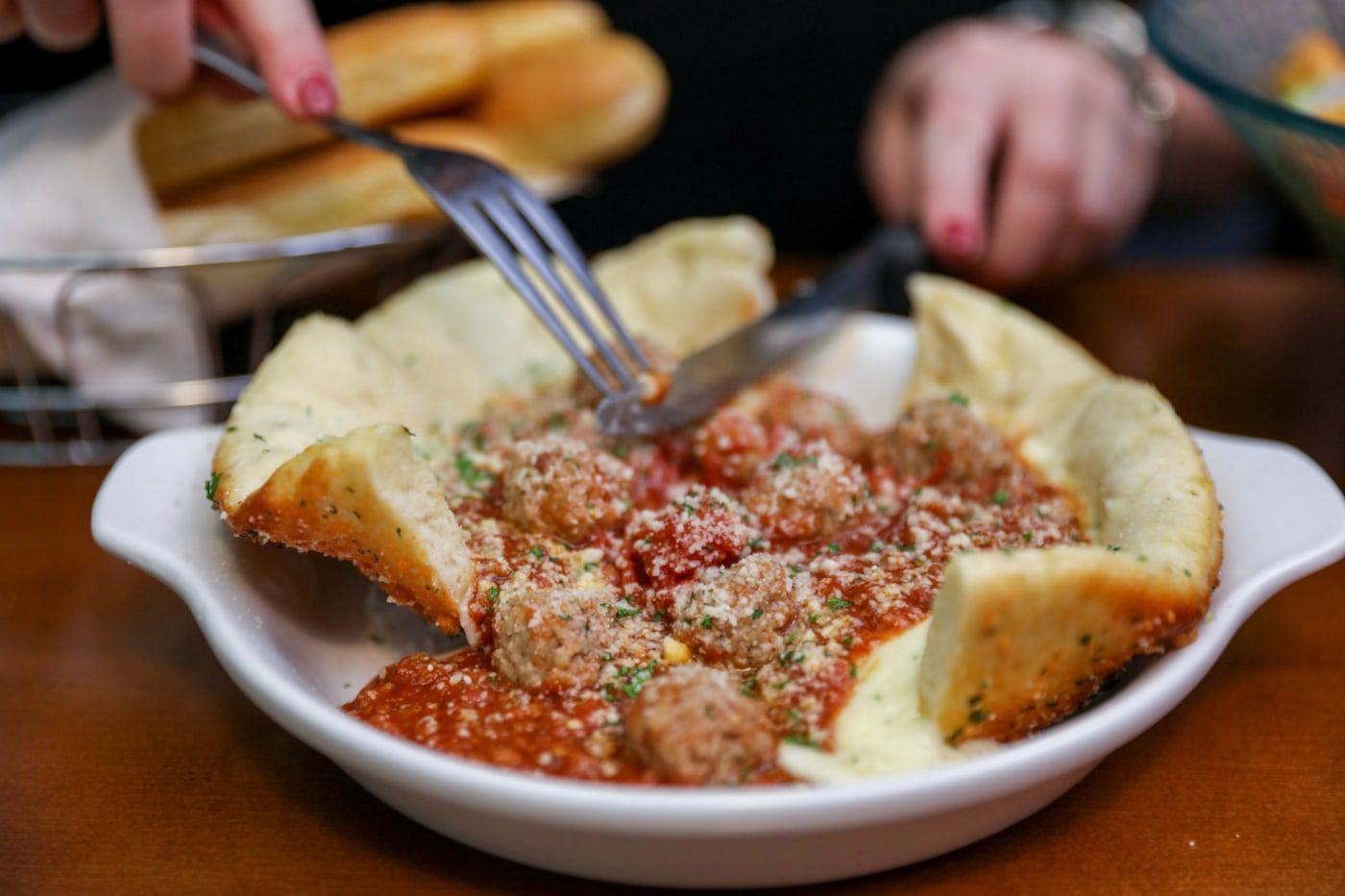 olive_garden_meatball_bread_bowl_180222_inline_c78469ee64c82b6944c7aed15b622bfd.today-inline-large2x.jpg