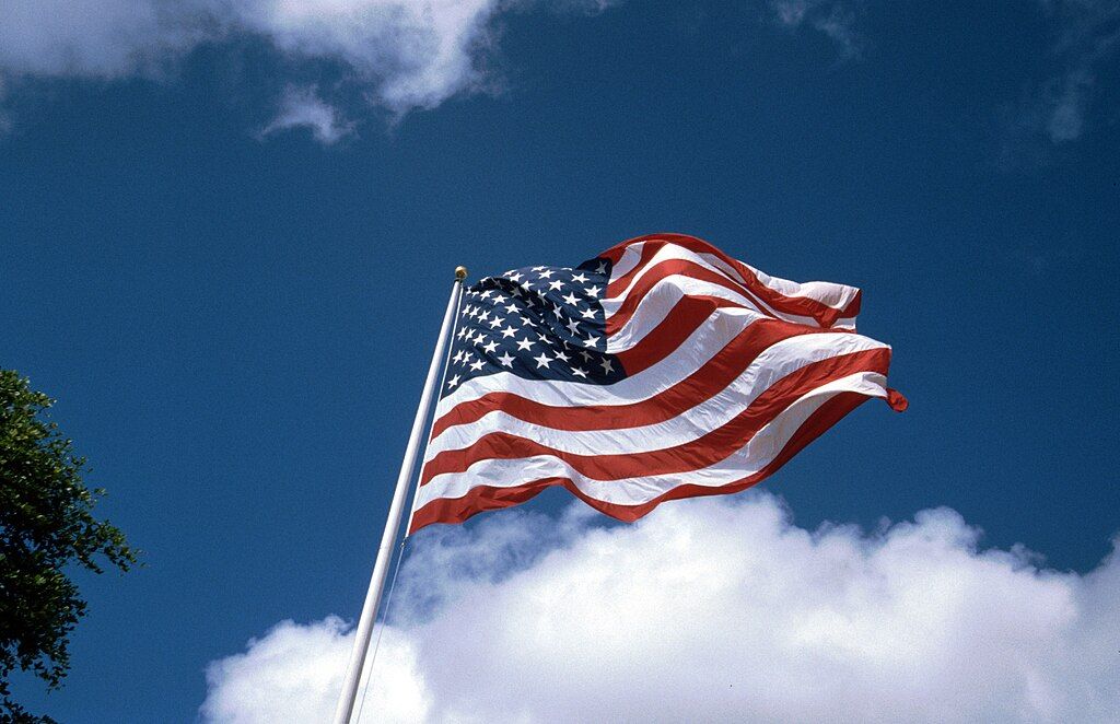 1024px-USA_Flag_1992.jpg